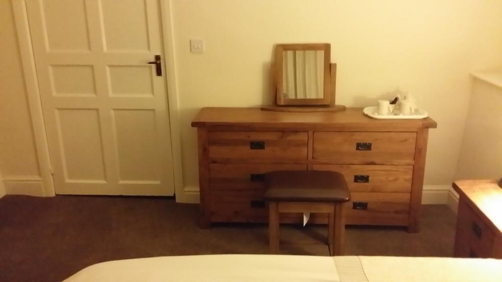Roosecote Guest House Barrow-in-Furness Habitación foto